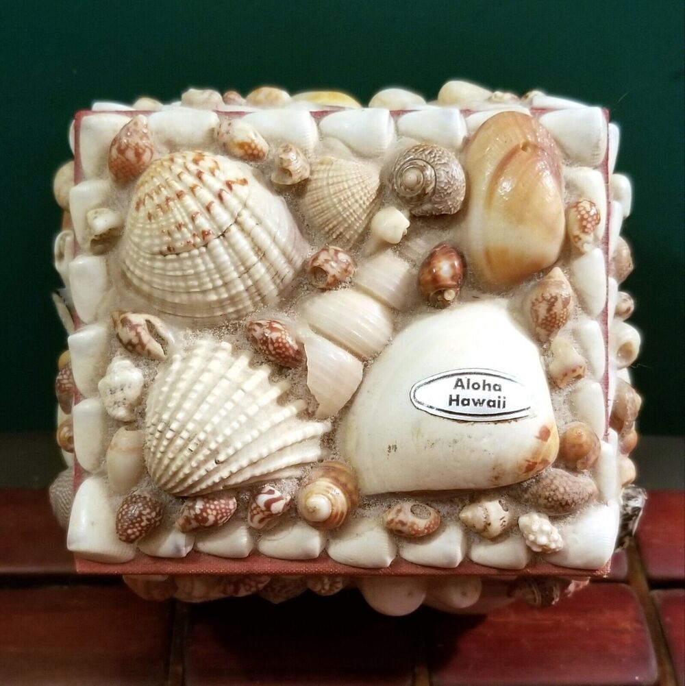 Vintage Souvenir Aloha HawaiiSeashell & Red Velvet Jewelry Trinket Treasure Box